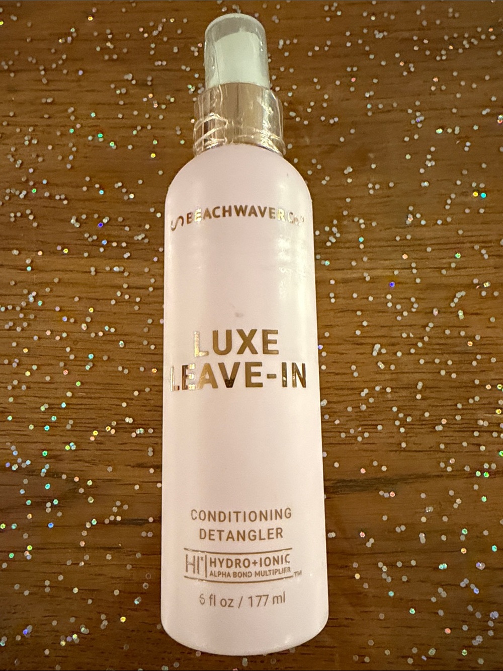 The Beachwaver Co. Luxe Leave-In Conditioning Detangler - Light Pink